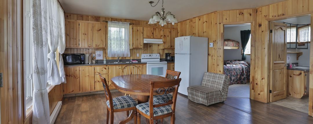 auberge-la-barriere-pourvoirie-motoneige