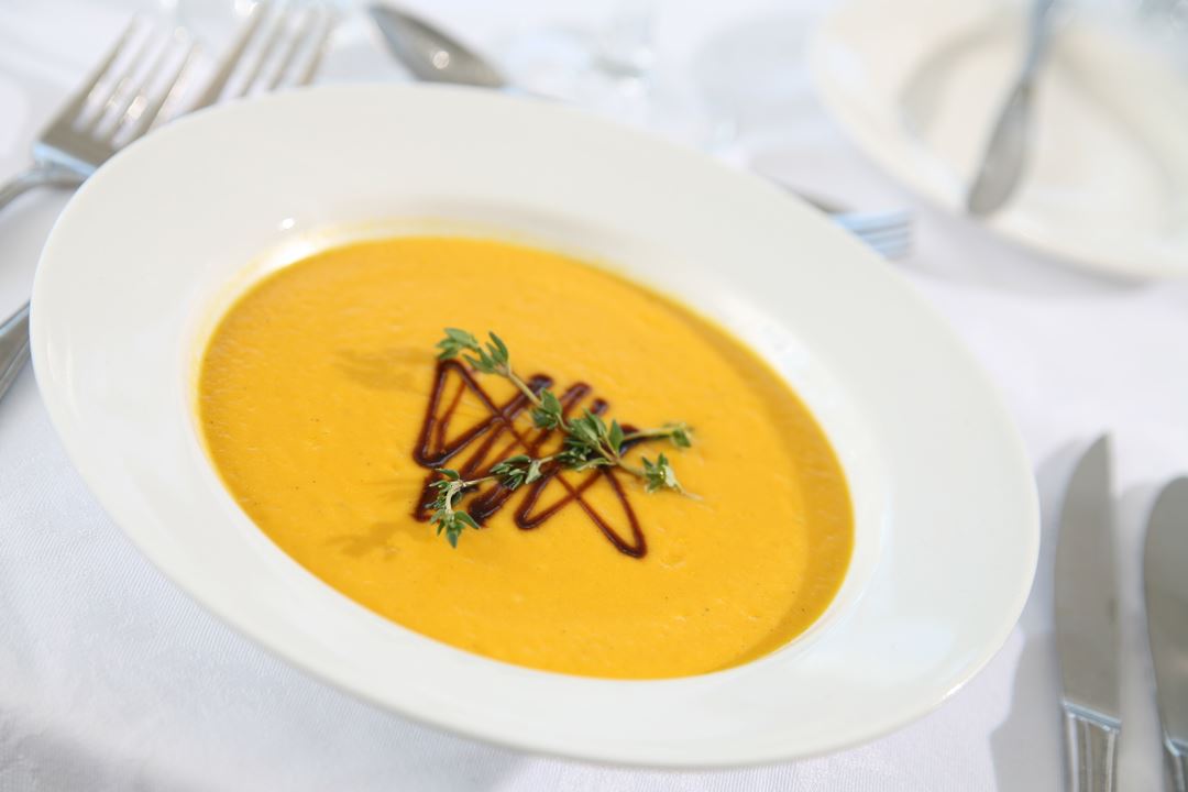 auberge-montagne-coupee-restaurant-motoneige