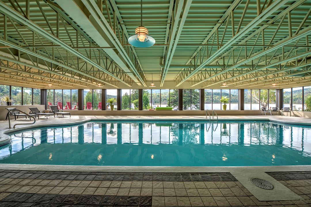 Piscine intérieure du Grand R